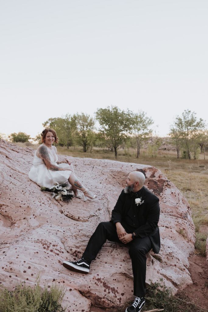 red rock wedding ceremony